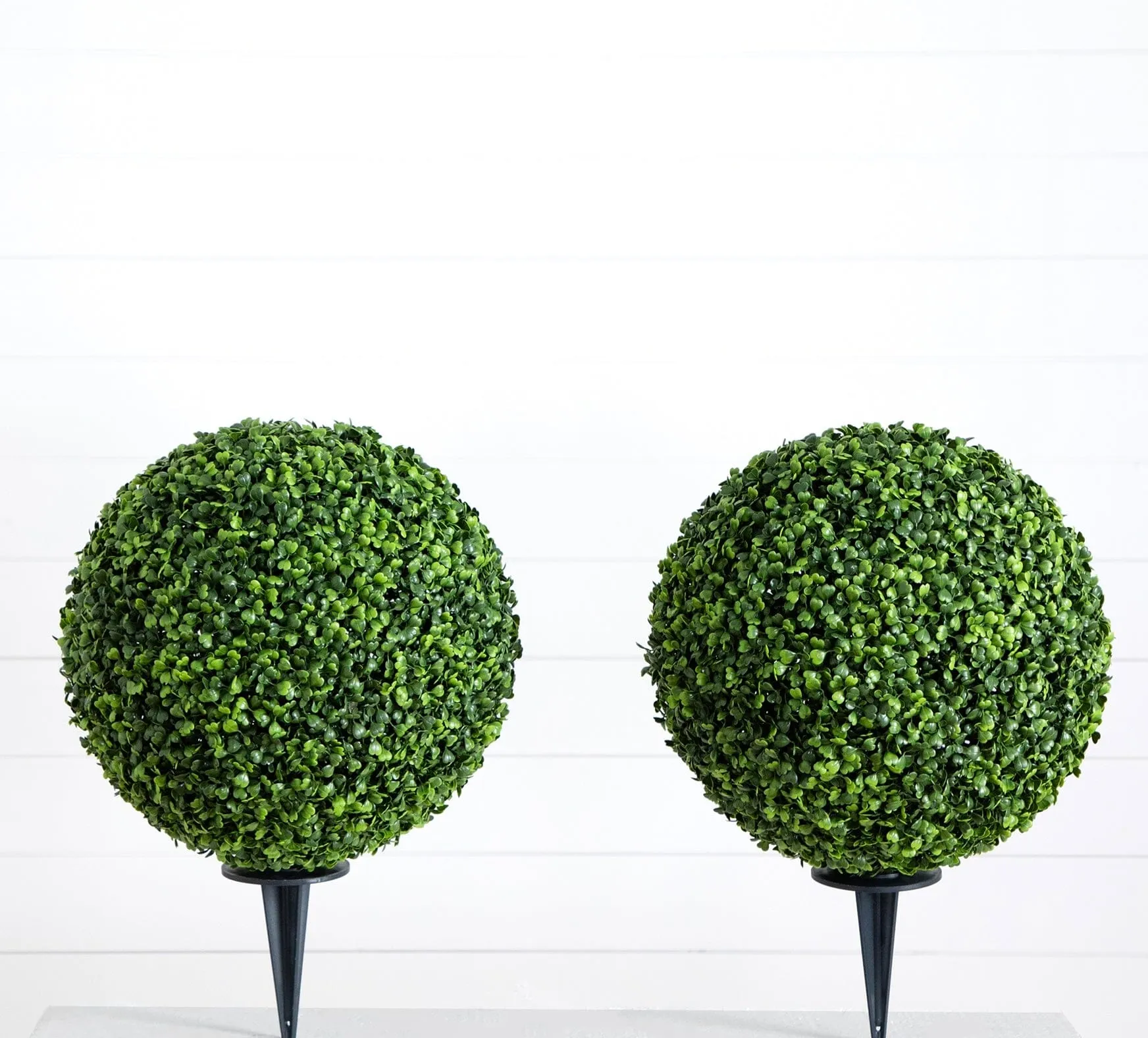 14” Artificial Boxwood Ball Topiary with Integrated Ground Stake UV Resistant