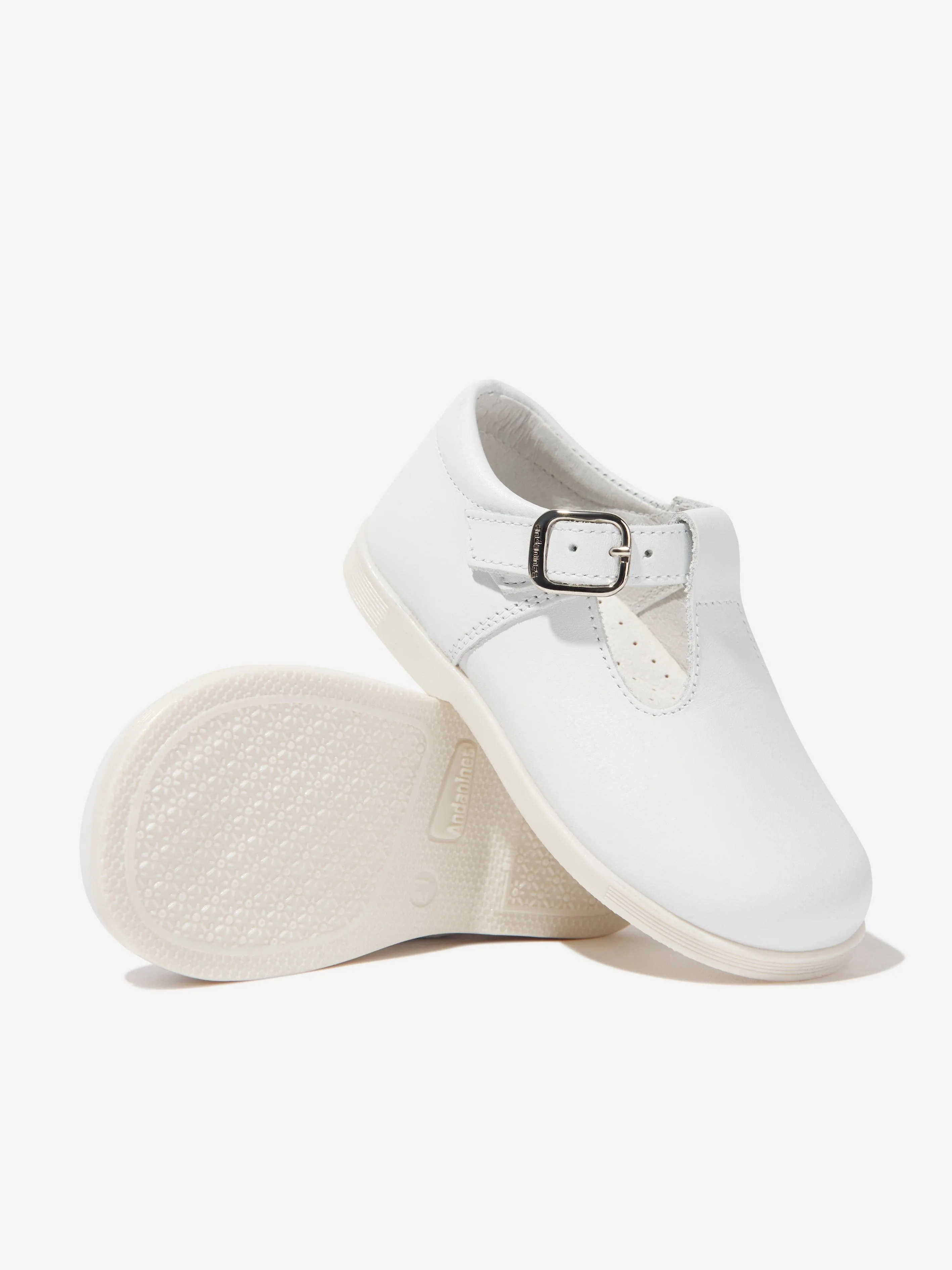 Andanines Kids T-Bar Shoes in White