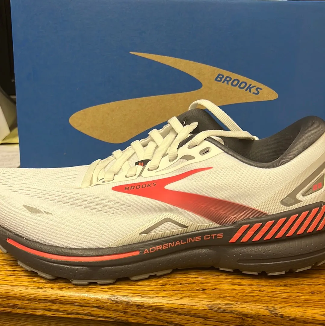 Brooks Adrenaline 23