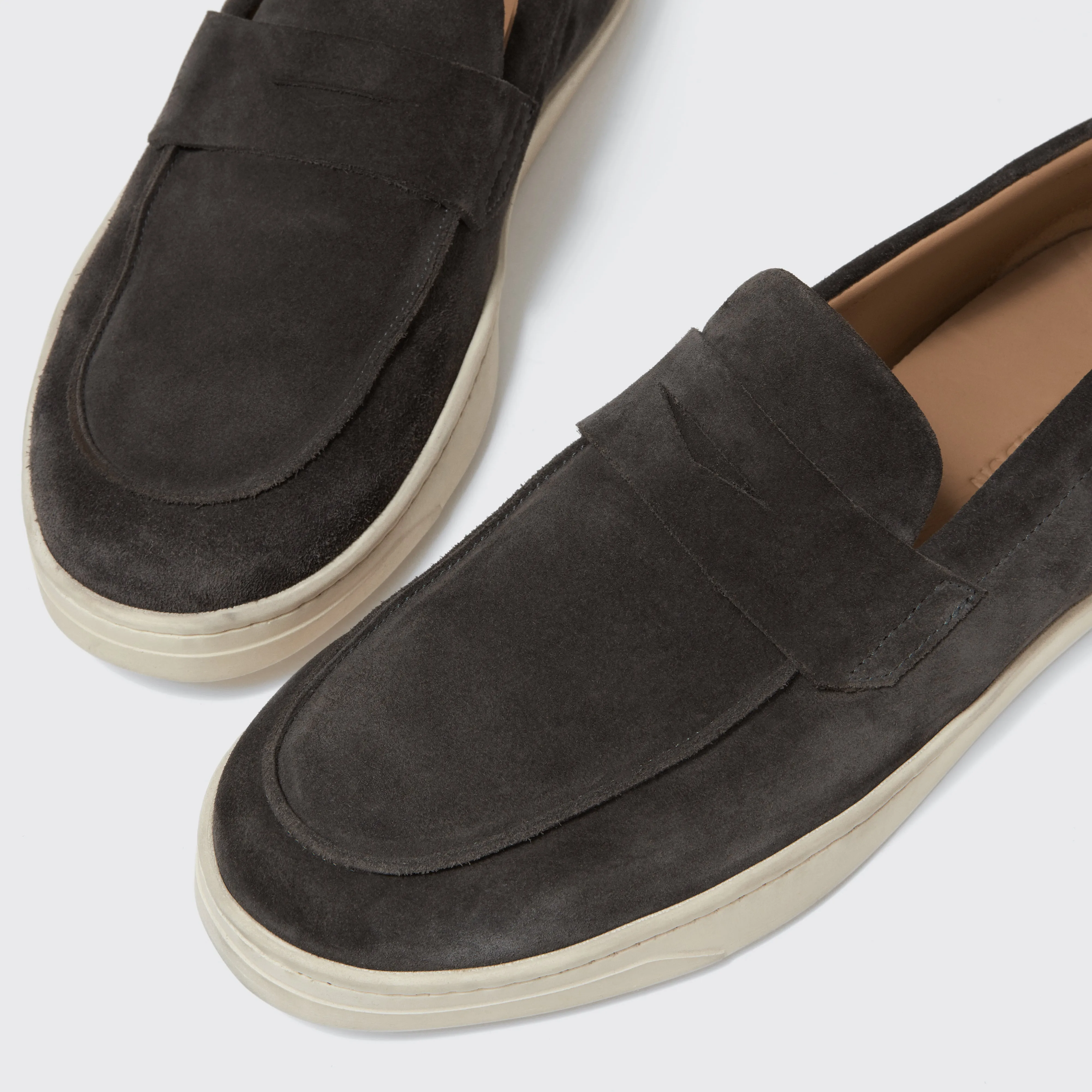 Burton Velvet Suede Asphalt