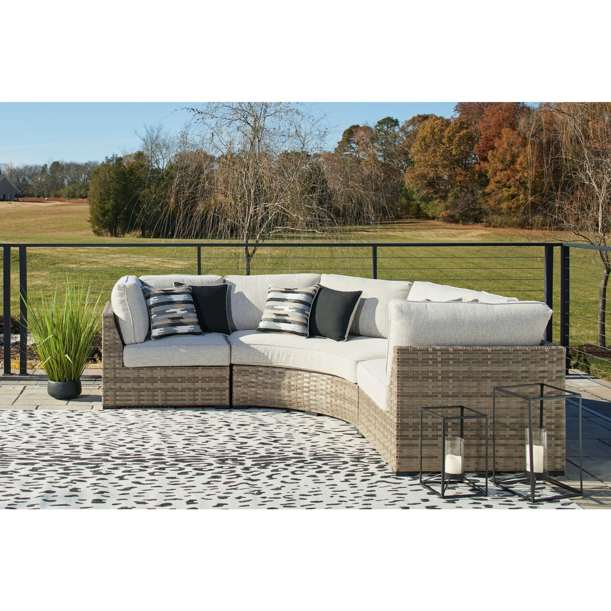 Calworth 5 Piece Outdoor Sectional