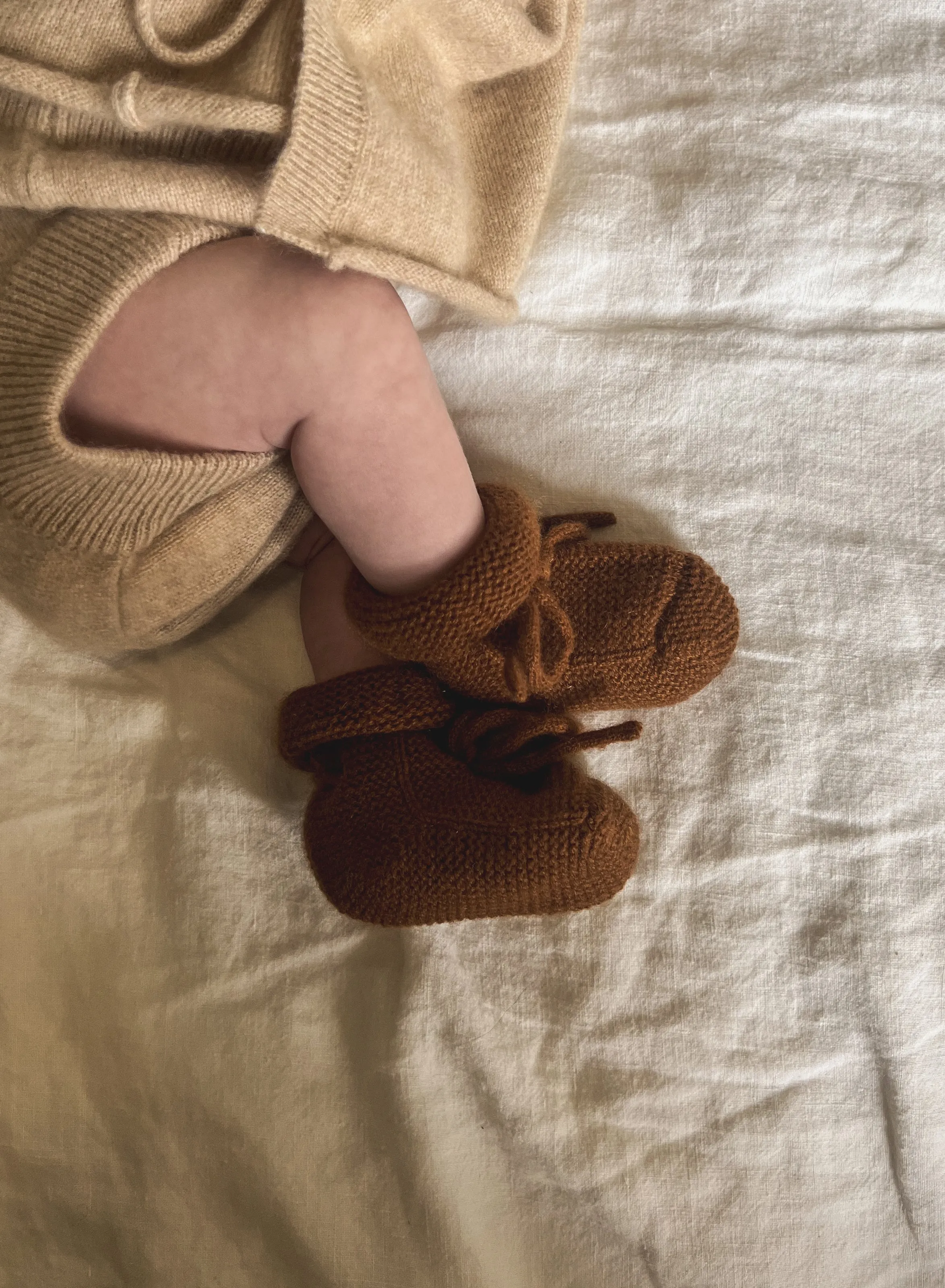 Cashmere Booties Brick