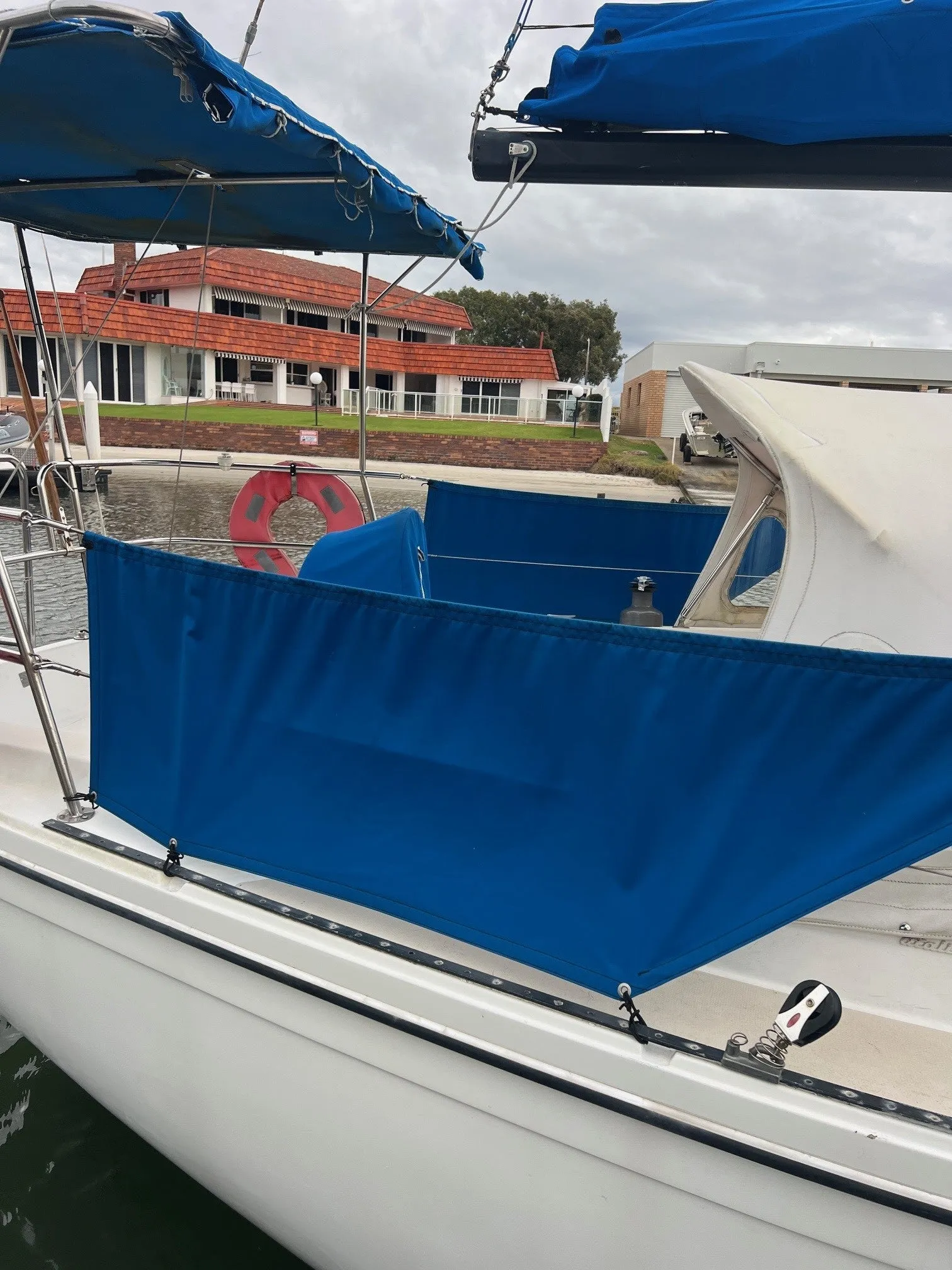 Catalina 30 - **SOLD**