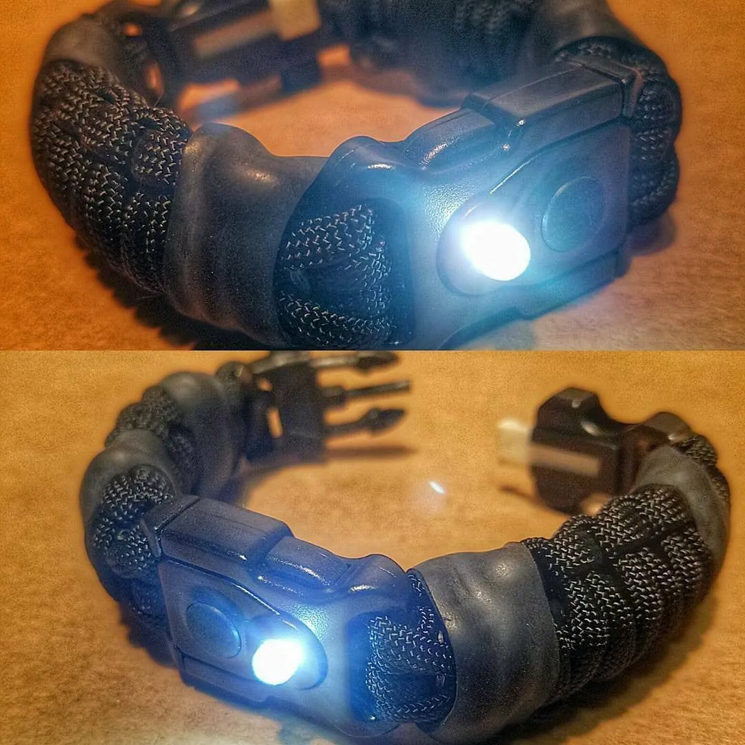 EDC Prepper - Paracord Bracelet Urban Tool Kit Equipped w/ LED Light, fire starter, blade, compass.