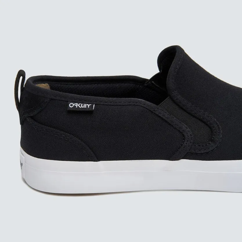 FINAL SALE ~ OAKLEY B1B Classic Slip On (Blackout)