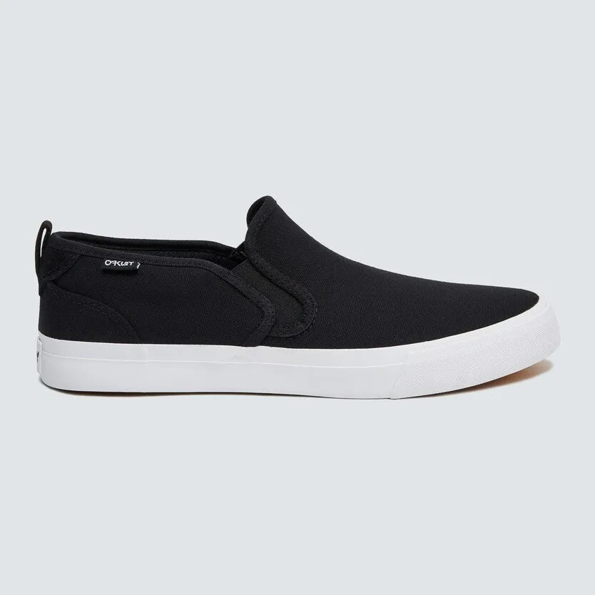 FINAL SALE ~ OAKLEY B1B Classic Slip On (Blackout)