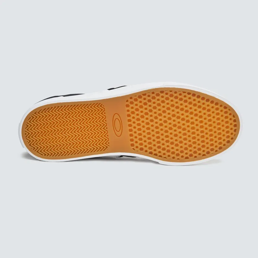 FINAL SALE ~ OAKLEY B1B Classic Slip On (Blackout)