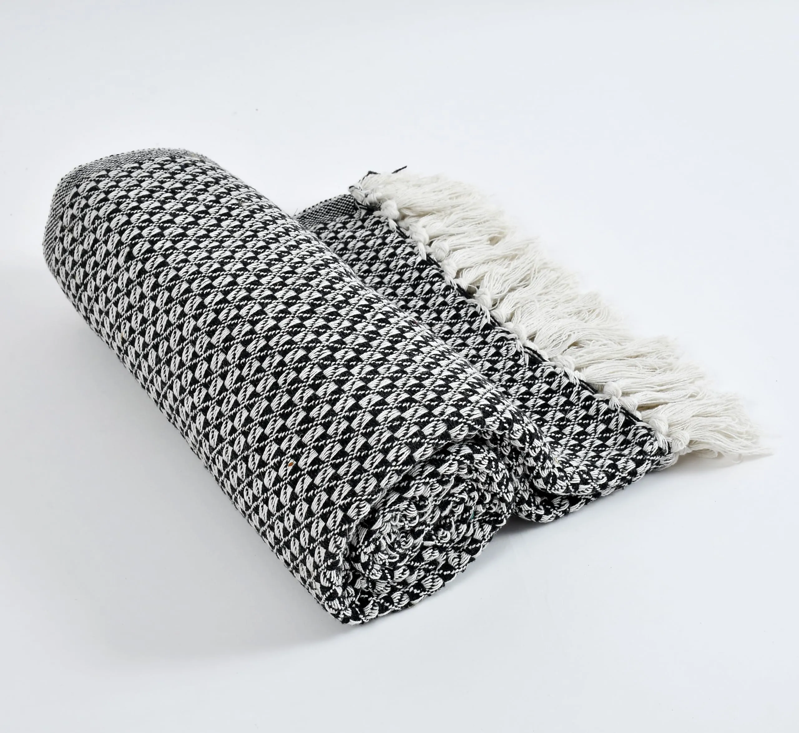 Furnofy 100% Cotton Sofa Throw | Handmade Throw - 50x60 Inches (Black White)