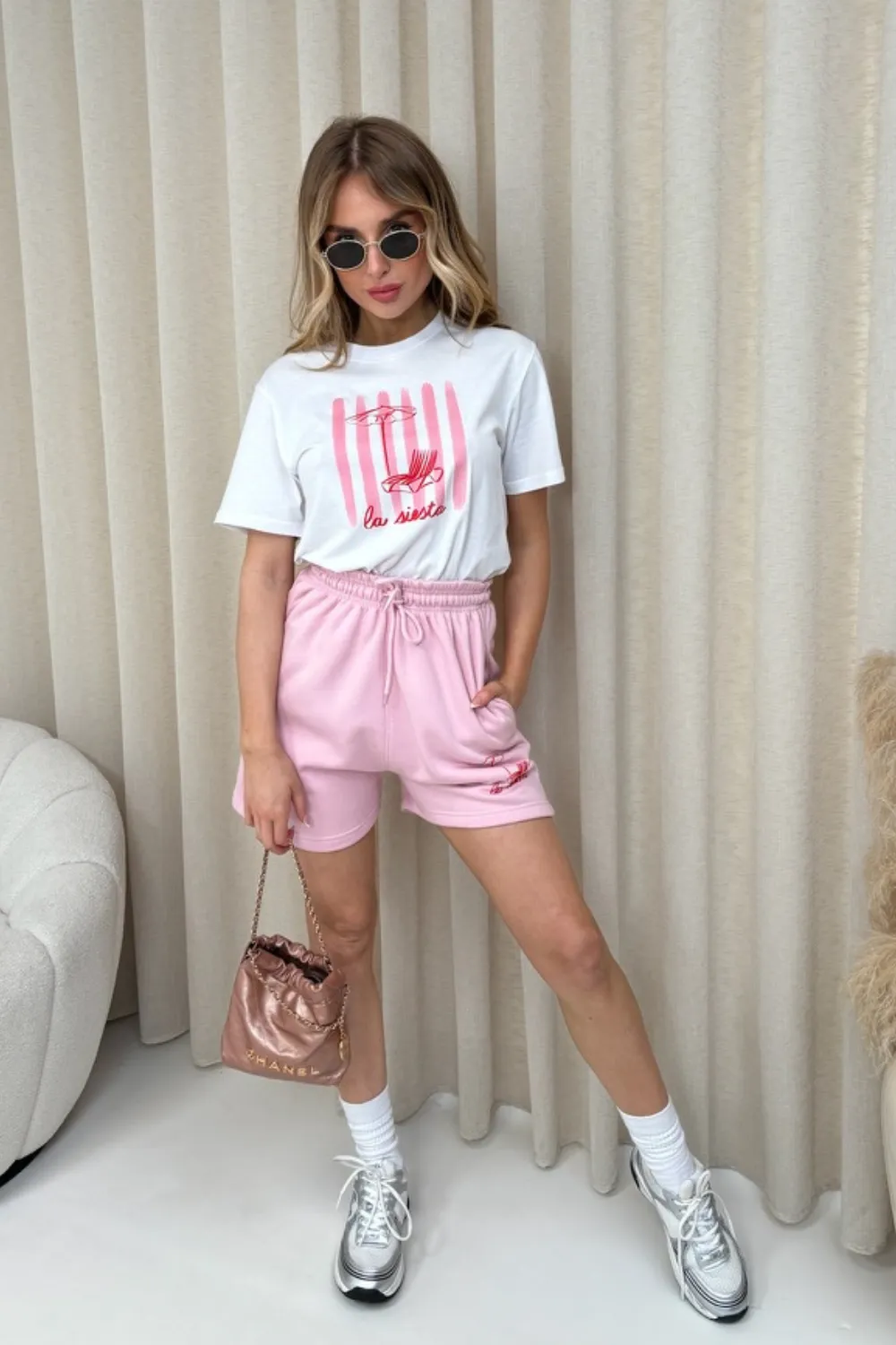 La siesta pink printed premium t-shirt and shorts