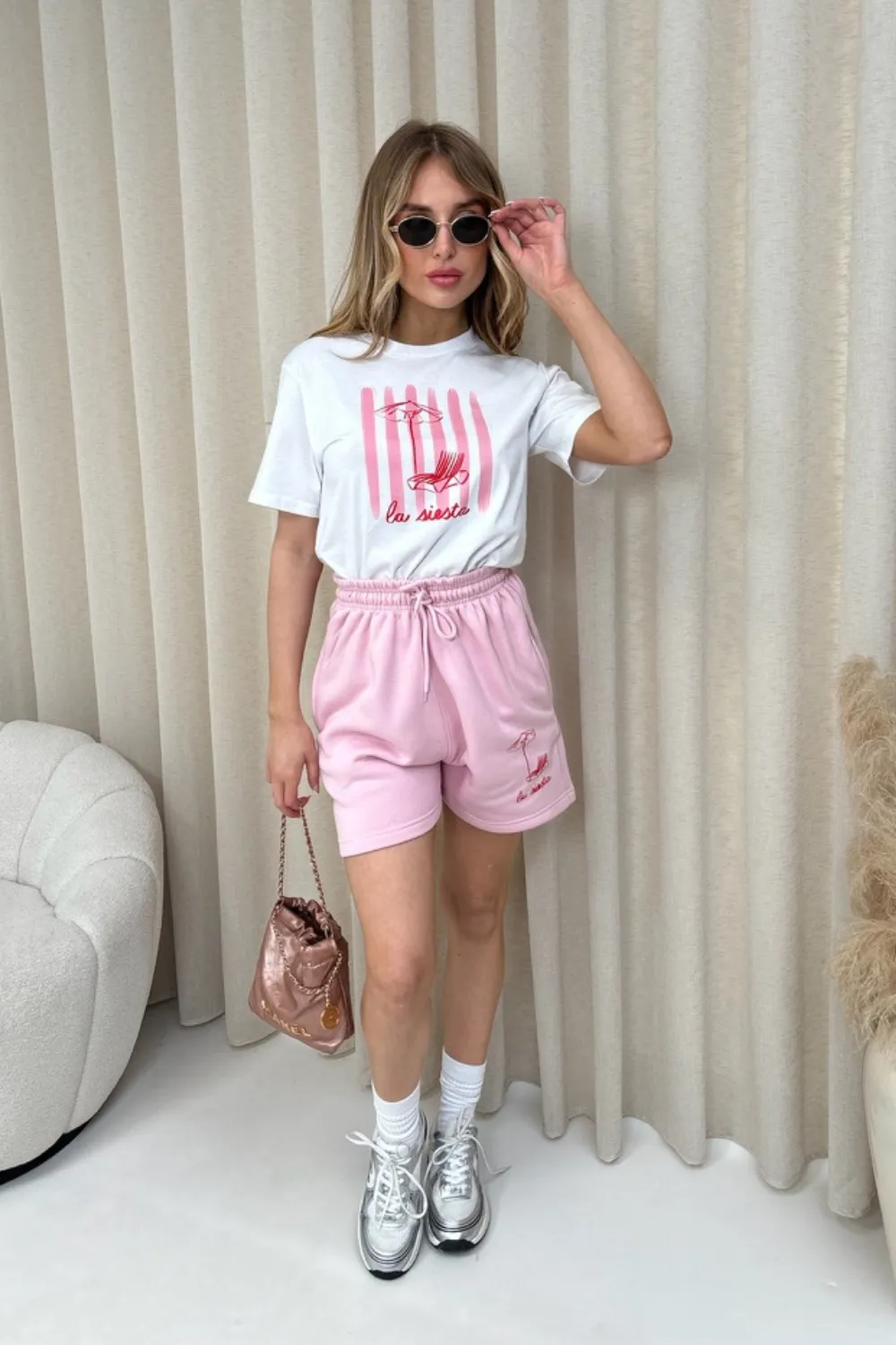 La siesta pink printed premium t-shirt and shorts