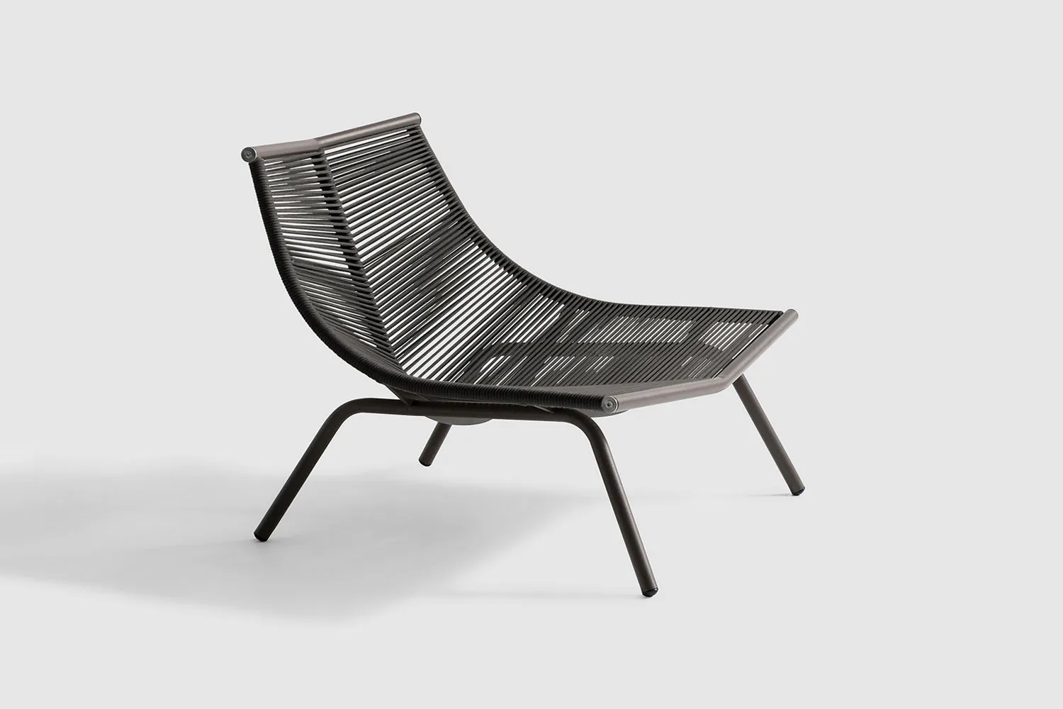 Laze Outdoor Lounge Chair