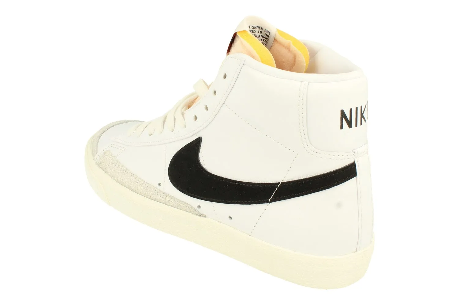 Nike Blazer Mid 77 VNTG Mens Trainers BQ6806 100