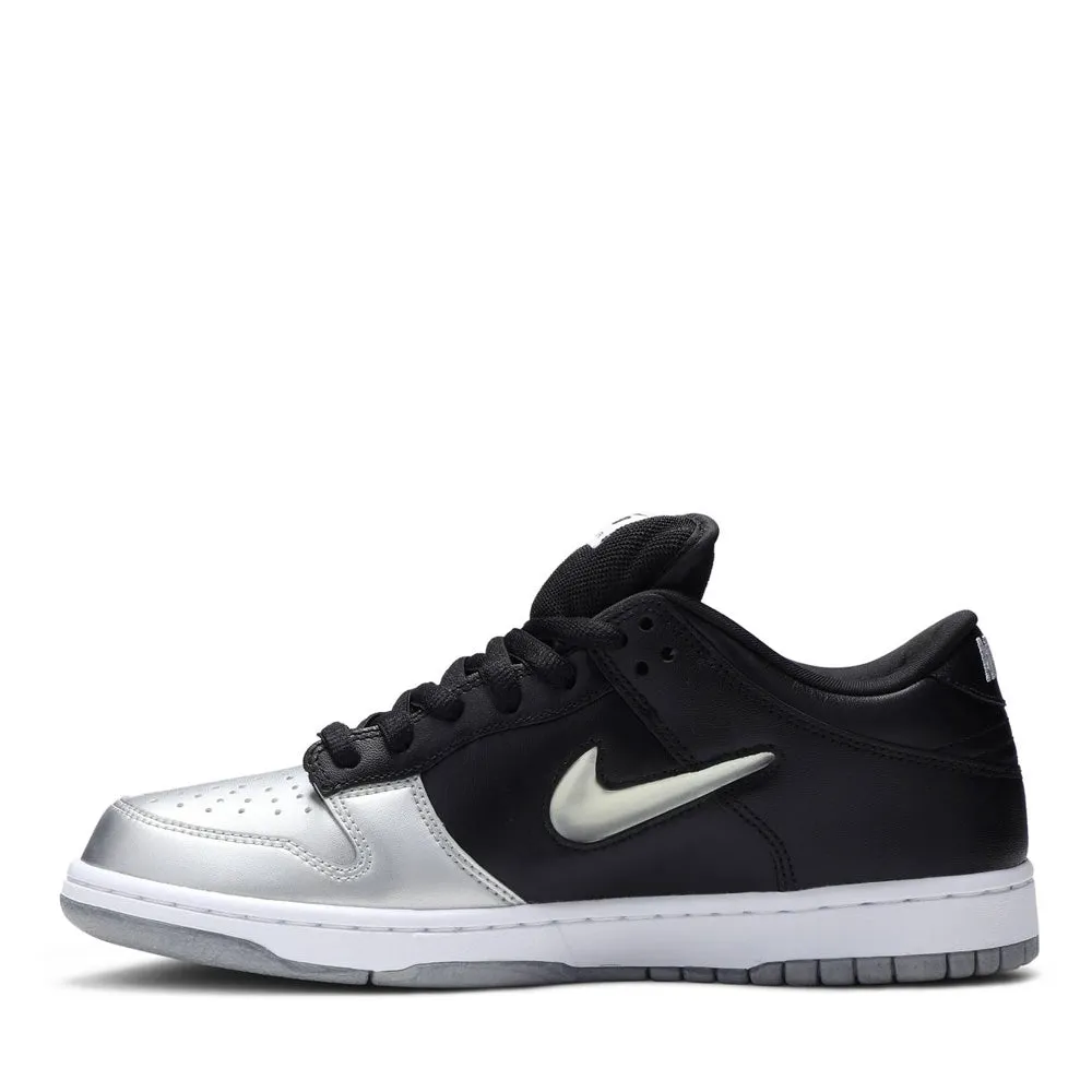 NIKE SB DUNK LOW SUPREME JEWEL SWOOSH SILVER