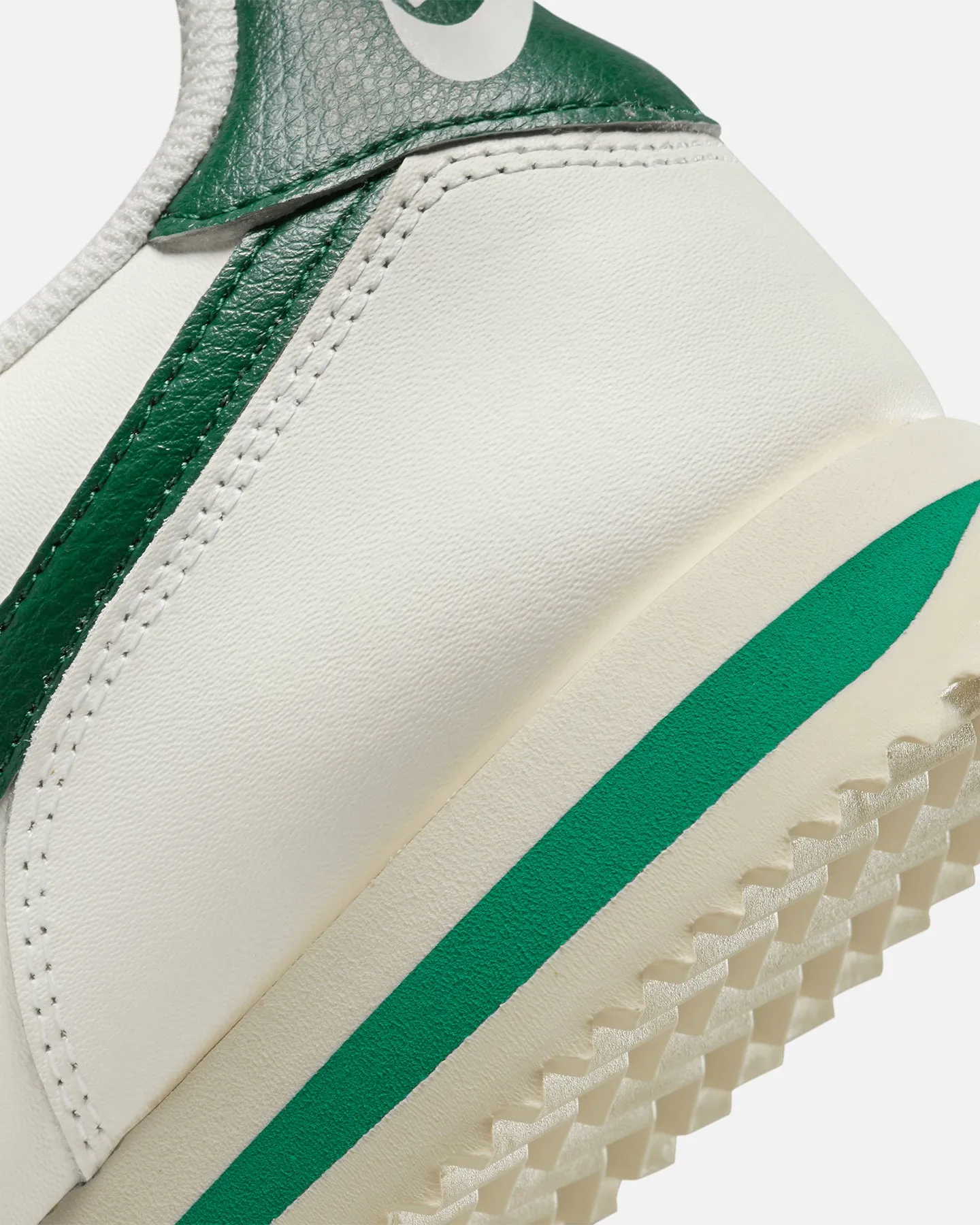 Nike Women's Cortez Sail/Gorge Green