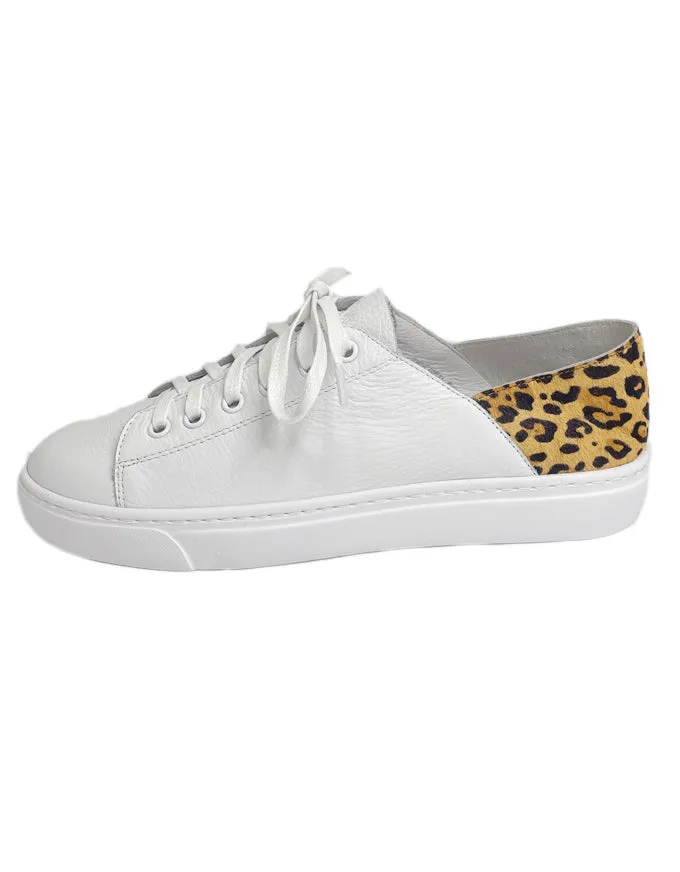 Oskher Sneakers White/Ocelot Print